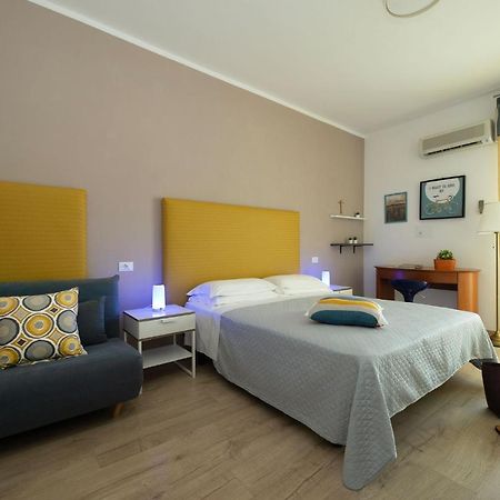 Nice Hotel ביביונה מראה חיצוני תמונה