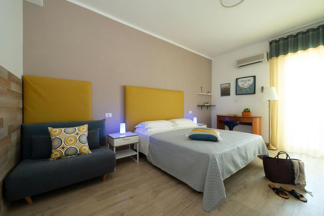 Nice Hotel ביביונה מראה חיצוני תמונה