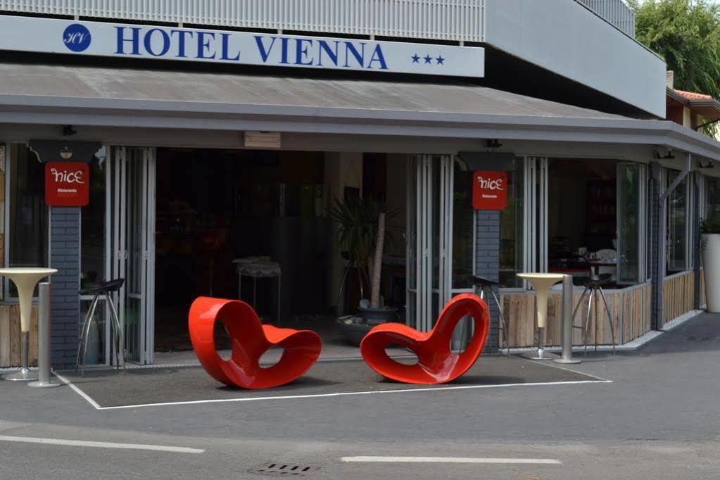 Nice Hotel ביביונה מראה חיצוני תמונה
