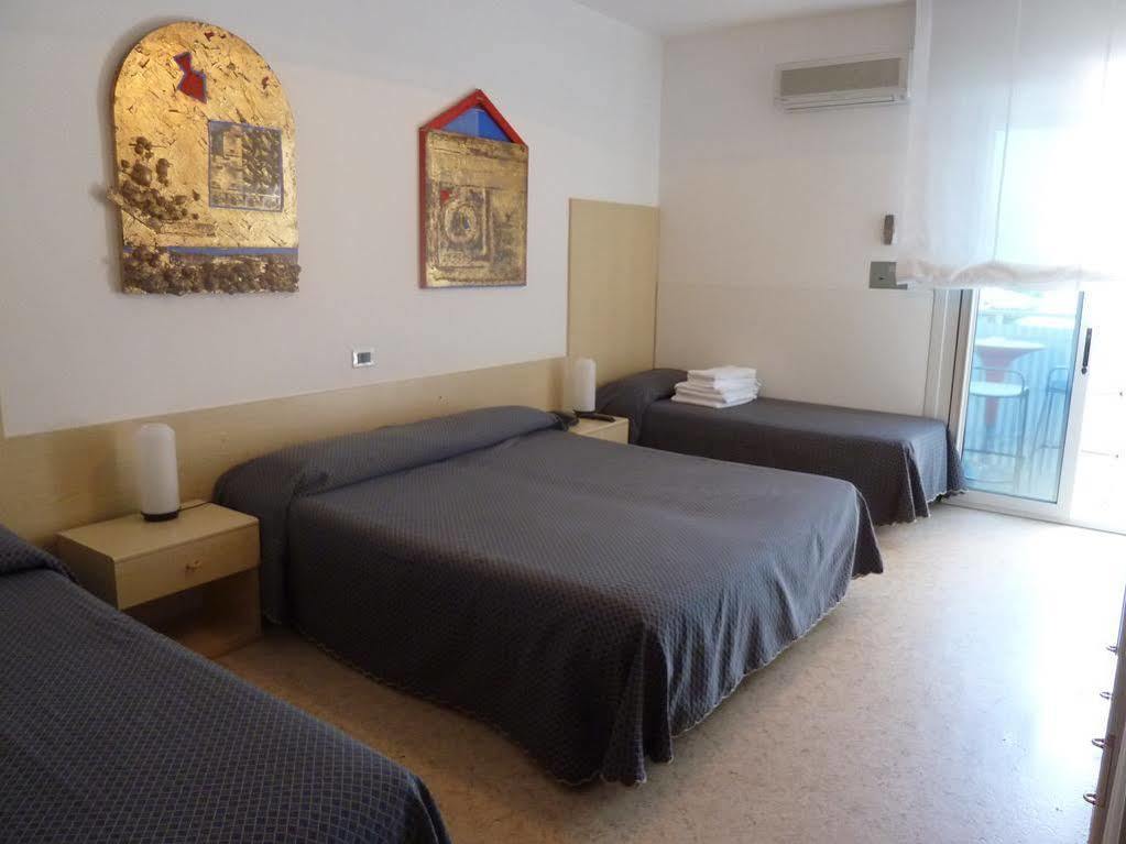 Nice Hotel ביביונה מראה חיצוני תמונה